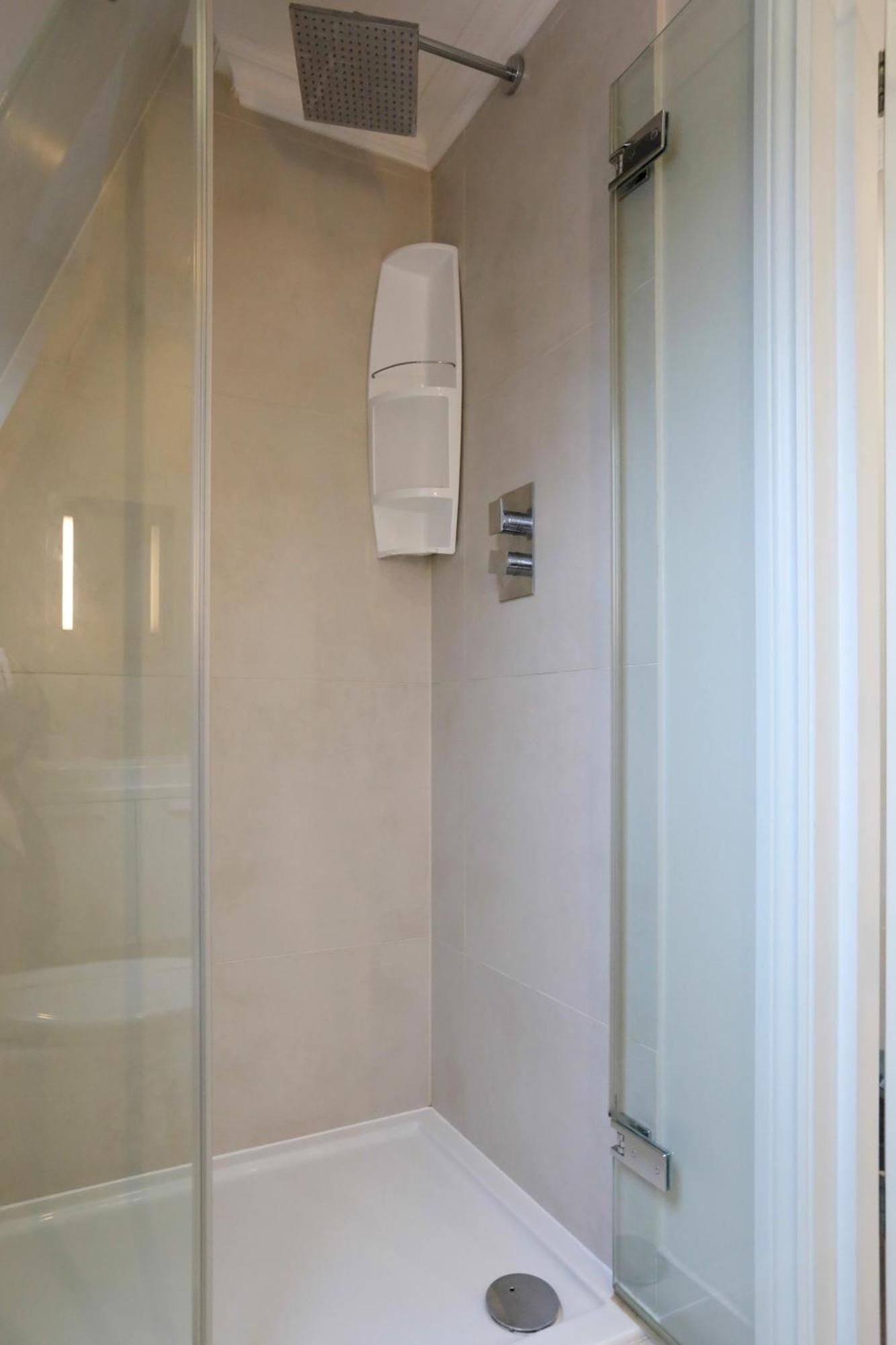 Madison Hill - White Hill House 5 - 3 Bedroom Flat Londra Dış mekan fotoğraf